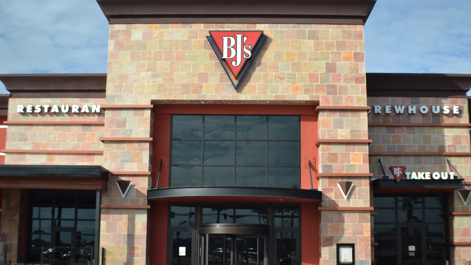 Bj's Restaurant & Brewhouse 3